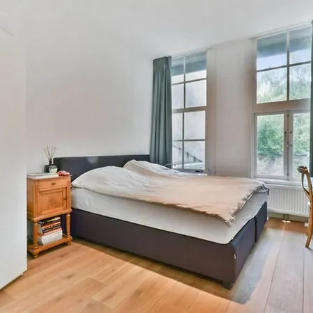 Beautifully Renovated Double Ground Floor House